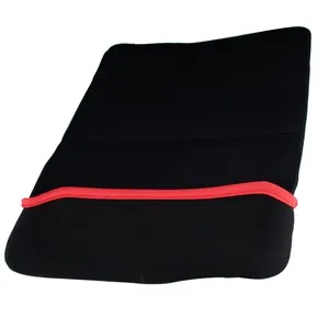 Cobertor Notebook 14INC. Negro-Rojo — GENERICOS